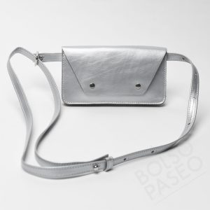Cartera de cuero ajustable