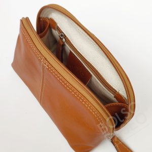 cosmetiquera de cuero