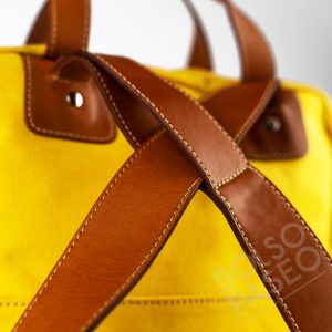 Mochila FAU de cuero y tela